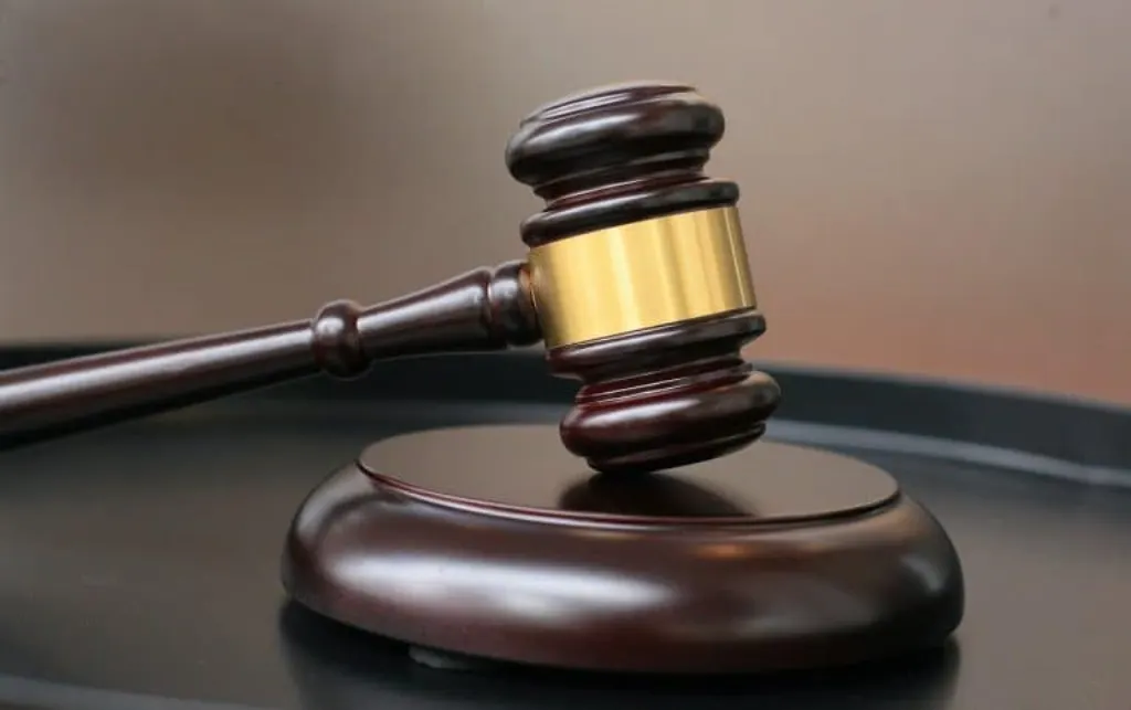 découvrez tout ce que vous devez savoir sur les poursuites judiciaires : processus, types de plaintes, conseils juridiques et implications. informez-vous pour mieux comprendre vos droits et l'évolution d'un litige.