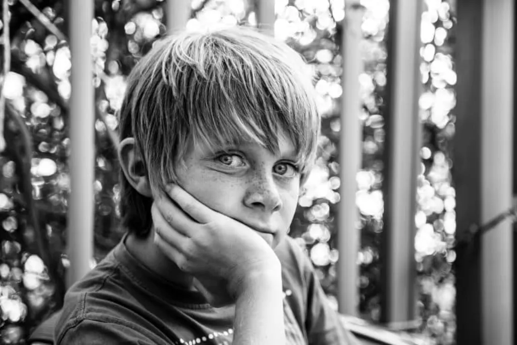 découvrez l'univers fascinant des adolescents : une période de changements, d'identité et de nouvelles expériences. explorez les défis et les opportunités qui jalonnent cette phase cruciale de la vie, ainsi que des conseils pour accompagner au mieux les jeunes dans leur quête d'autonomie et de compréhension d'eux-mêmes.