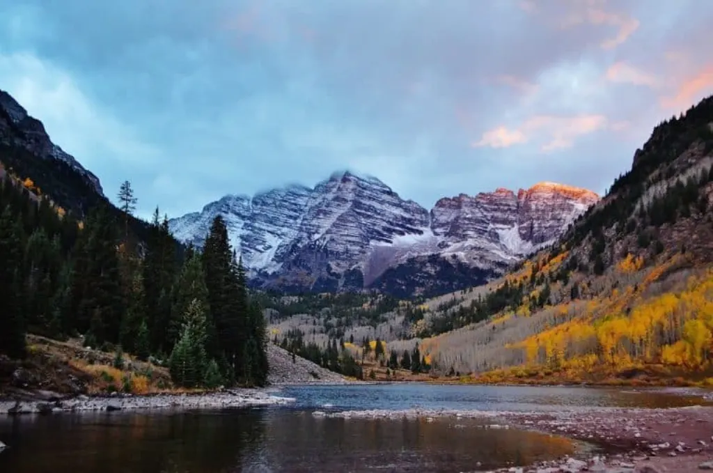 découvrez les derniers développements et initiatives des législateurs du colorado. suivez les décisions politiques, les projets de loi en cours et l'impact sur la communauté.