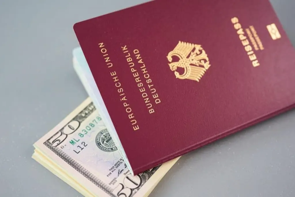 découvrez tout ce qu'il faut savoir sur l'immigration : procédures, droits, conseils pratiques et récits d'expériences. sous un angle informatif, explorez les enjeux et les opportunités qui en découlent pour les immigrants et les sociétés d'accueil.