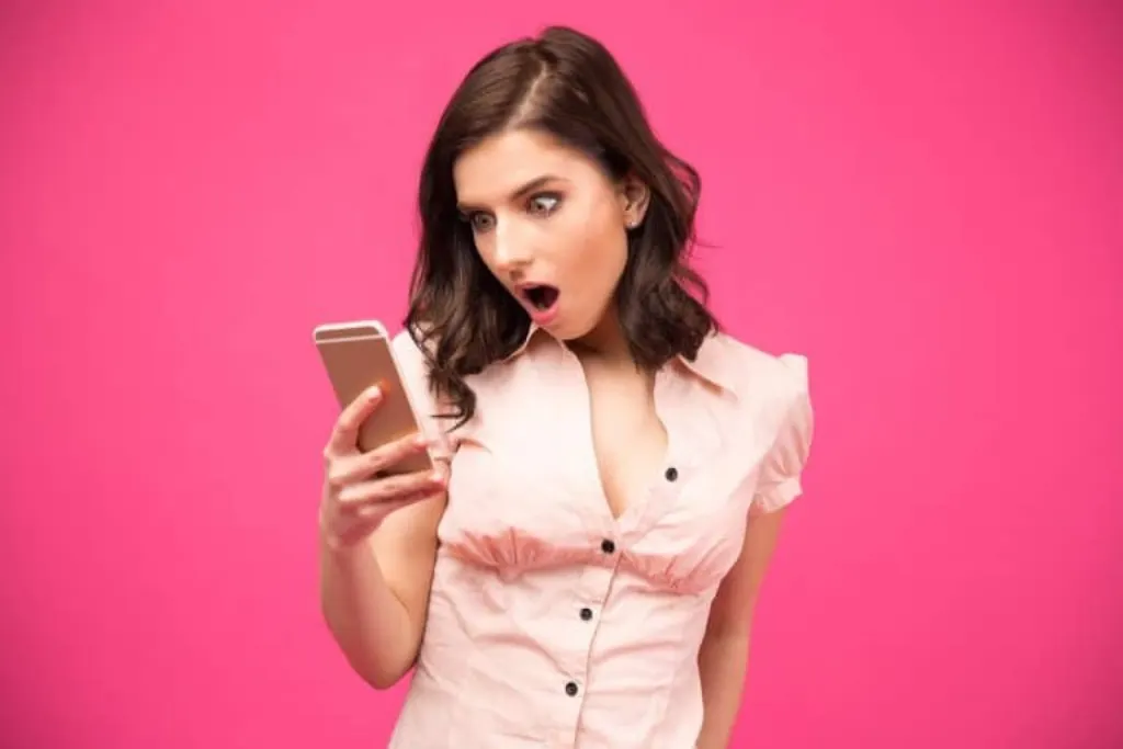découvrez les meilleures réactions d'internet, captivantes et hilarantes, qui font vibrer les réseaux sociaux. plongez dans l'univers des memes, des défis et des moments mémorables qui font le buzz chaque jour.