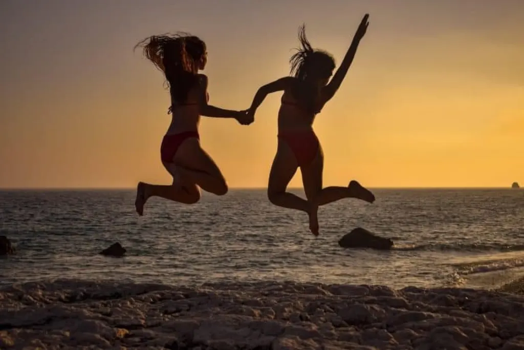 découvrez le monde fascinant des adolescents : enjeux, aspirations et défis. explorez les passions, les relations et les transformations de cette période charnière de la vie.