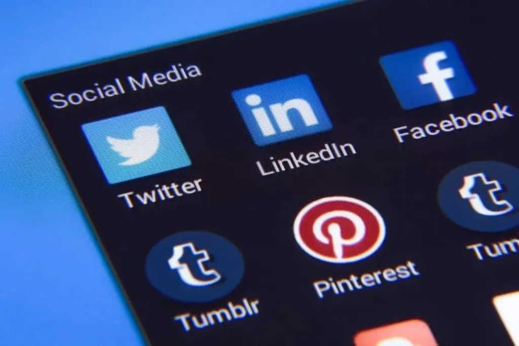 découvrez les meilleures stratégies et outils pour optimiser votre présence sur les réseaux sociaux. conseils, astuces et actualités pour maîtriser les plateformes sociales et développer votre audience.