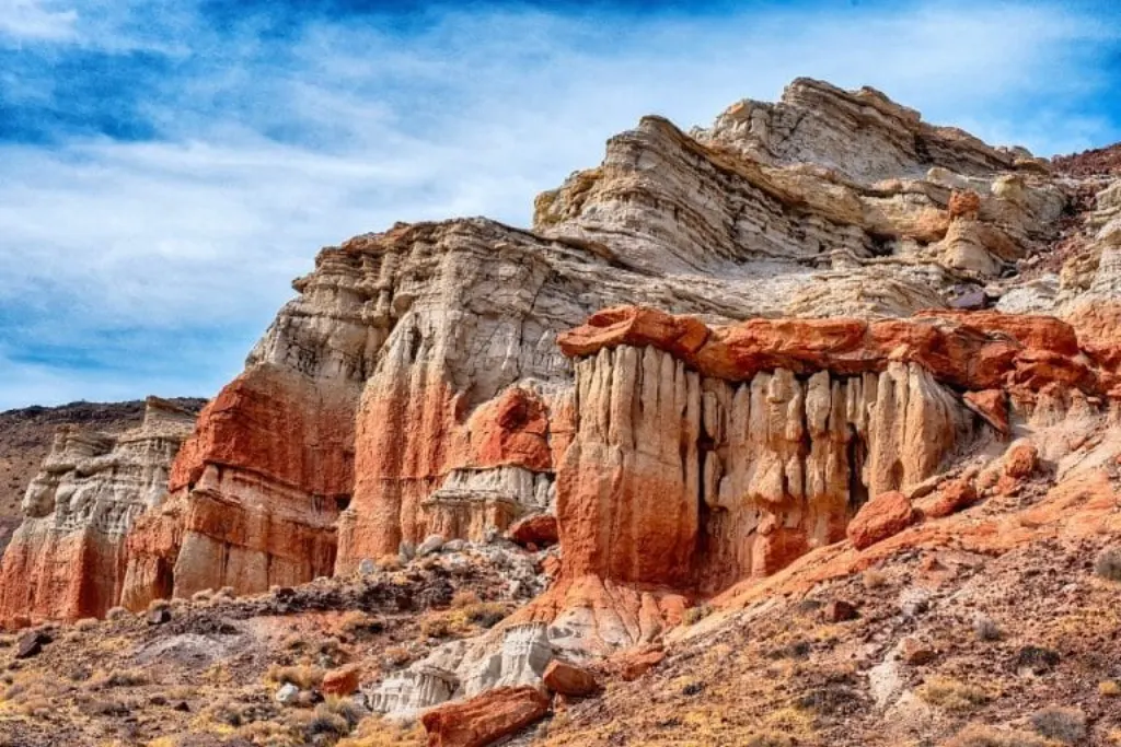 découvrez la californie : plages ensoleillées, parcs nationaux époustouflants, villes vibrantes comme los angeles et san francisco, et une culture unique entre innovation et nature. voyagez en californie pour vivre l’aventure américaine par excellence !