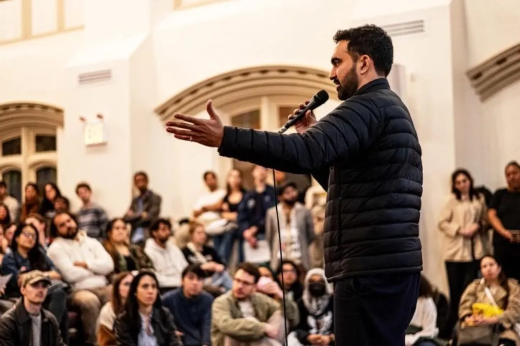 L’essor fulgurant de Mamdani propulsé par les réseaux sociaux : pourra-t-il maintenir cet élan à la mairie ?