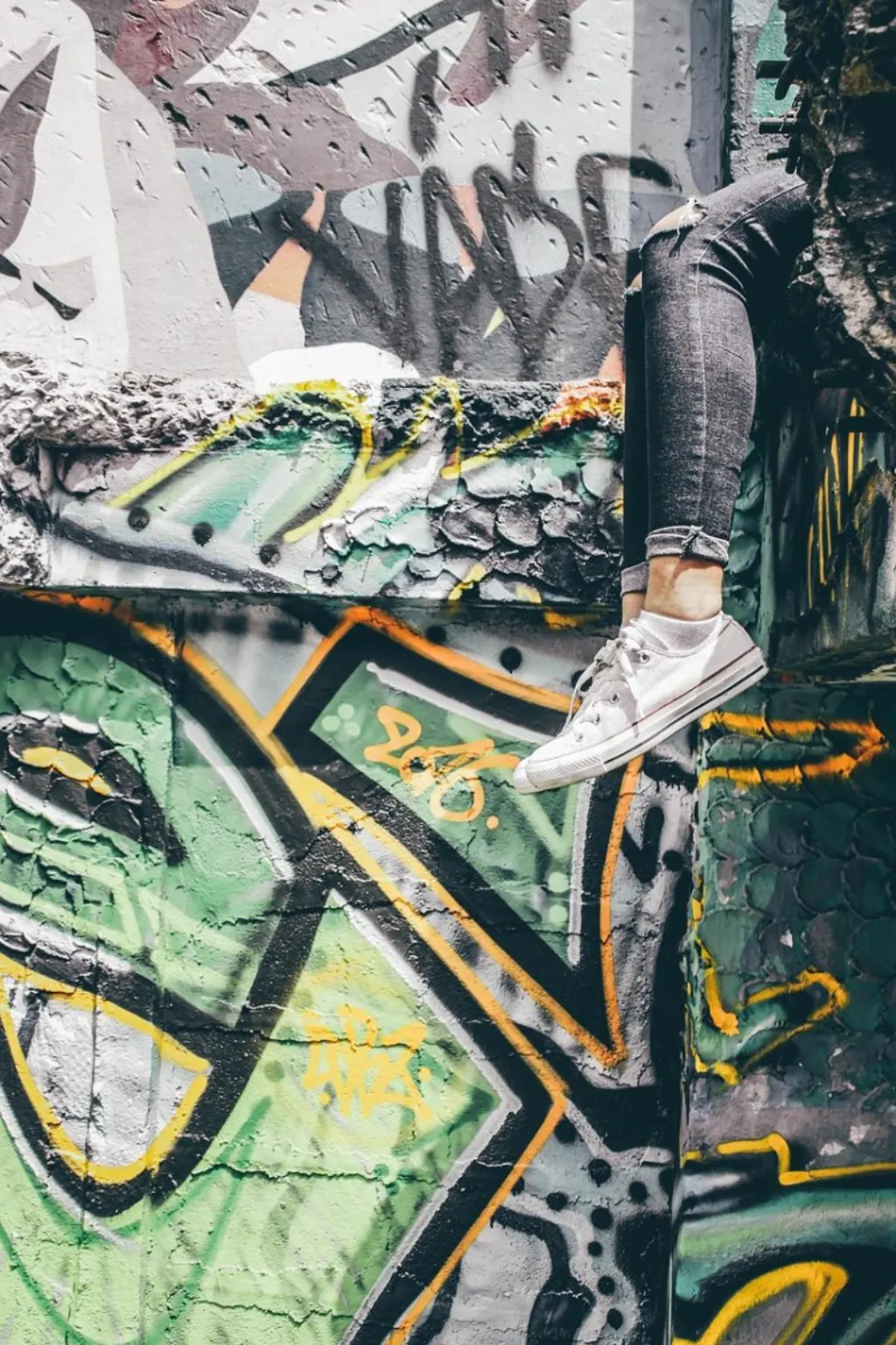 découvrez l'univers intense de 'gang takeover', une histoire palpitante de luttes de pouvoir et de survie dans le monde impitoyable des gangs.
