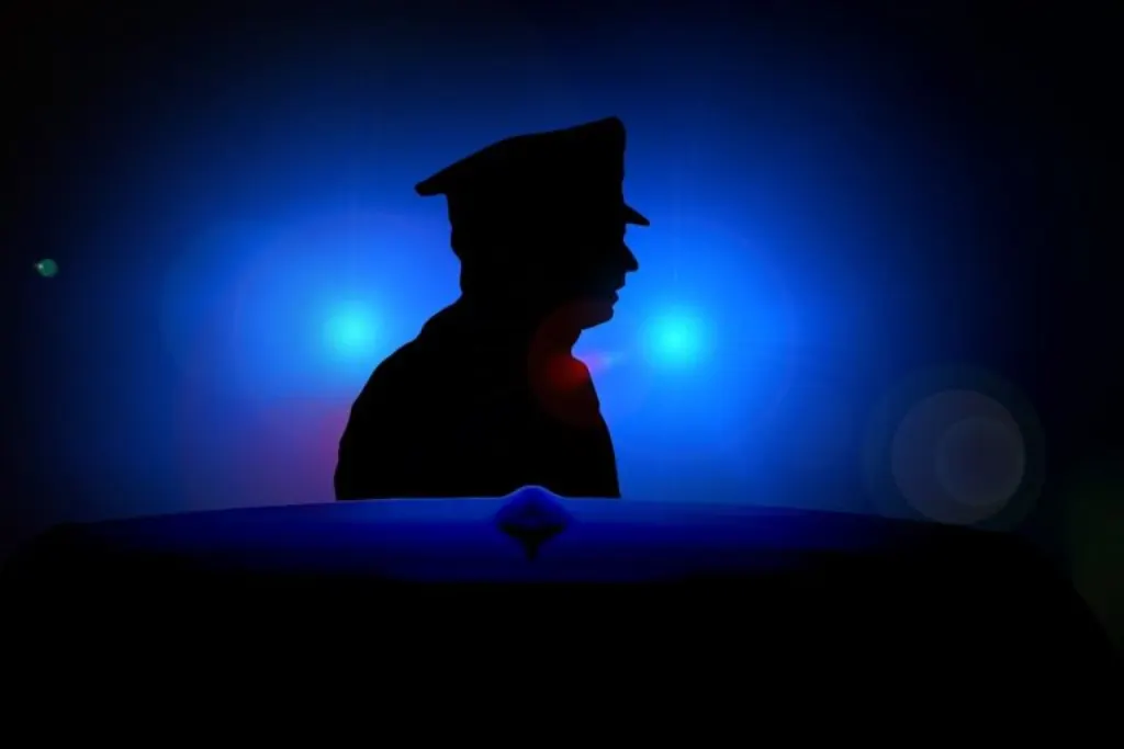 découvrez les excuses officielles de la police de greensboro, une démarche importante vers la transparence et la réconciliation avec la communauté.