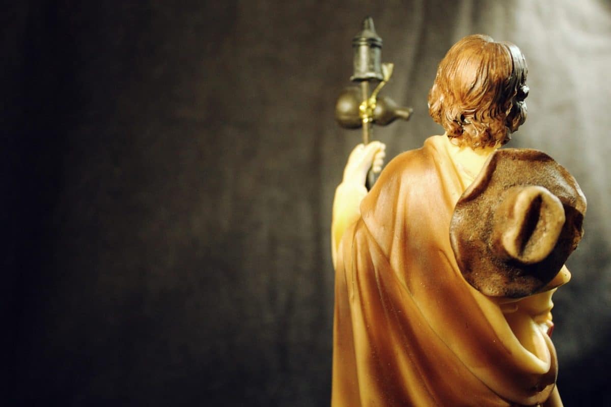 découvrez la vie et la carrière de james comey, l'ancien directeur du fbi, dont les décisions controversées ont marqué l'histoire politique américaine. plongez dans son parcours, ses défis et son influence sur la justice et la sécurité nationale.