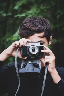 découvrez des images authentiques capturées par des bodycams, offrant un regard direct sur des événements en temps réel.